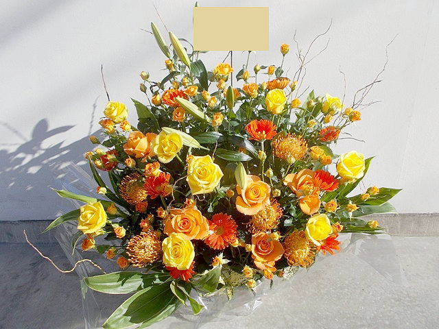 ショッピングモール内テナント開店へのお祝い花の選び方 贈り方 花助 ビジネスに花を